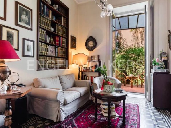 casa indipendente in vendita a Catania in zona Centro Storico