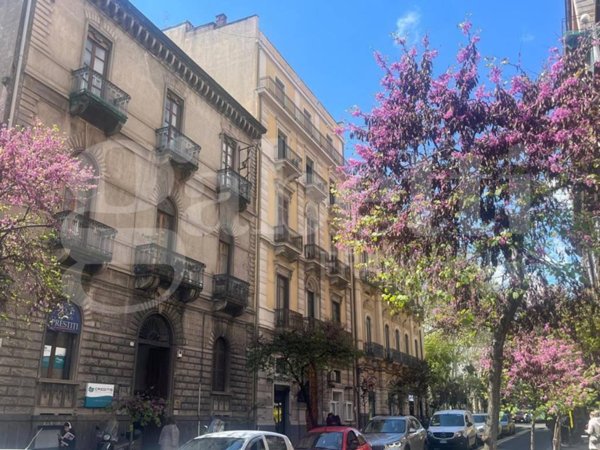 appartamento in vendita a Catania in zona Centro Storico