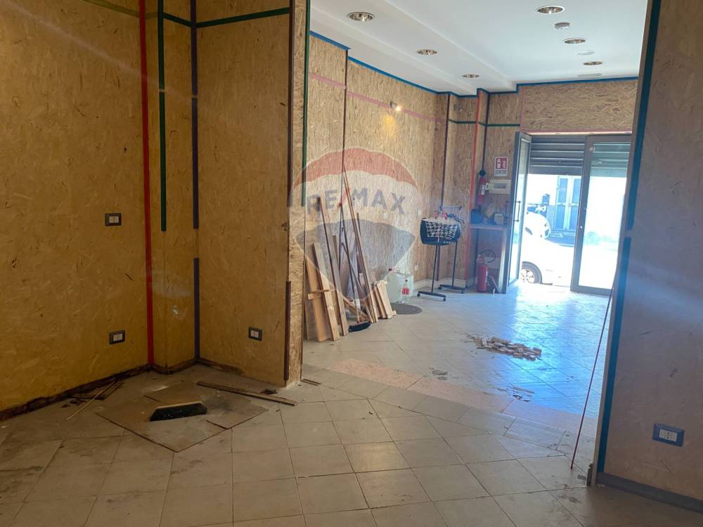 locale commerciale in vendita a Catania in zona Nesima