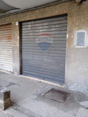 locale commerciale in vendita a Catania in zona San Leone