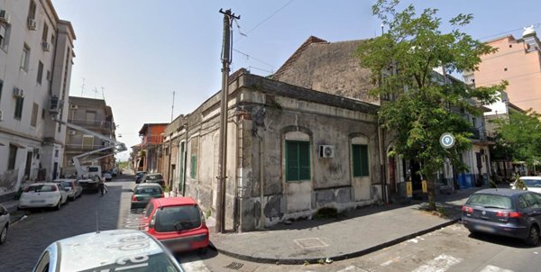 casa indipendente in vendita a Catania in zona Centro Storico