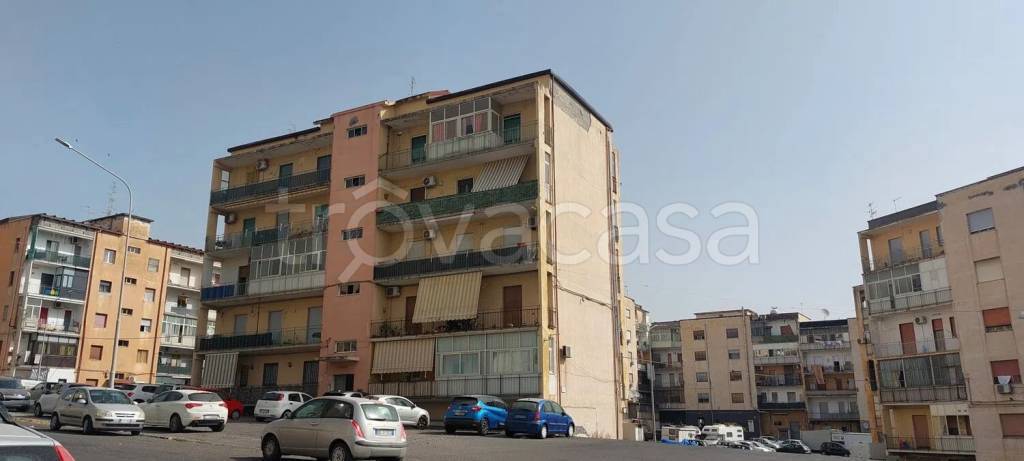 appartamento in vendita a Catania in zona Zia Lisa