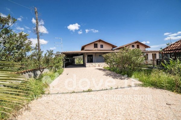 casa indipendente in vendita a Catania in zona Fontanarossa