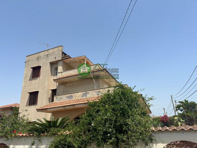 intera palazzina in vendita a Catania in zona Villaggio Delfino-Vaccarizzo