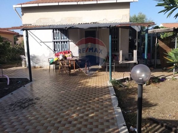 casa indipendente in vendita a Catania