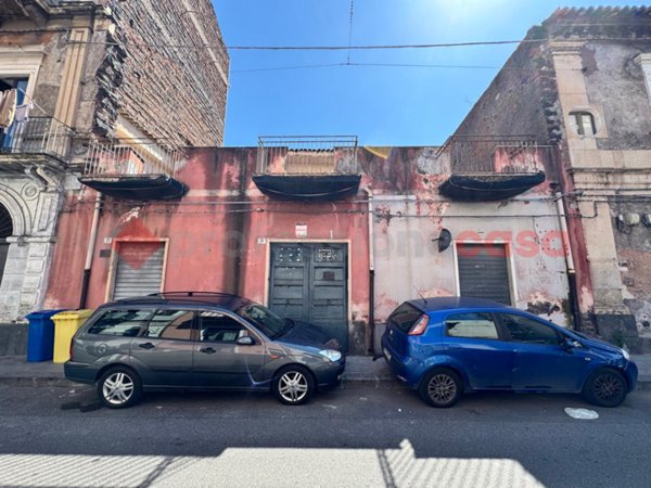 appartamento in vendita a Catania in zona Centro Storico