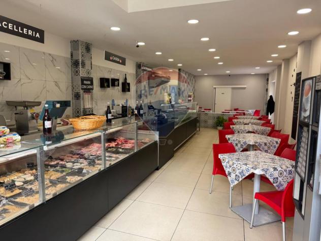negozio in vendita a Catania in zona Cibali