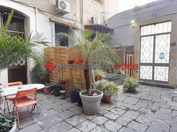 appartamento in vendita a Catania in zona Centro Storico
