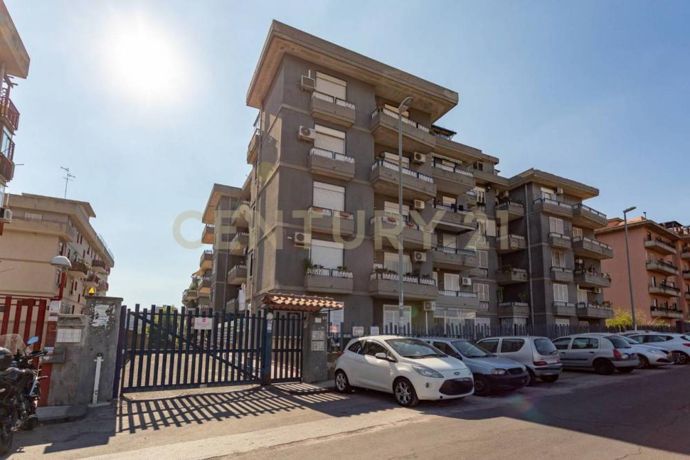 locale di sgombero in vendita a Catania in zona Cibali