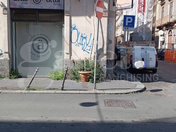 negozio in vendita a Catania