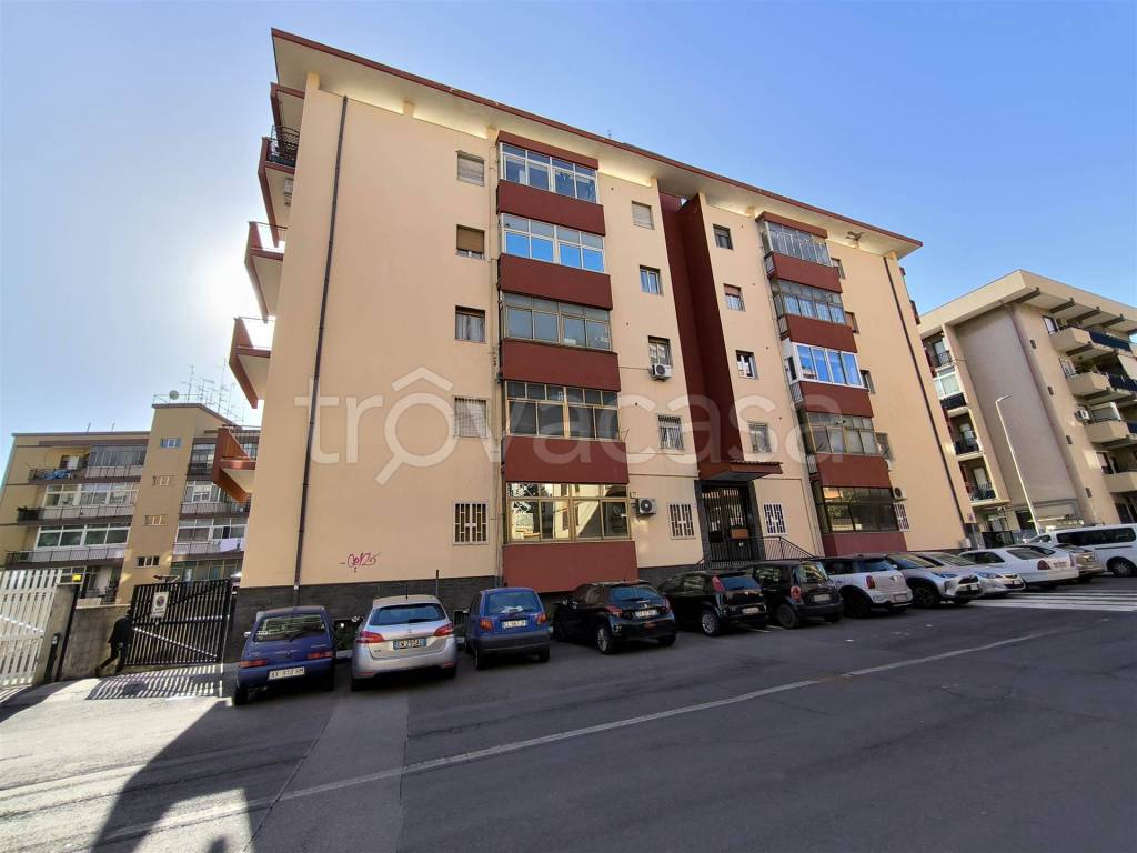 appartamento in vendita a Catania in zona Centro Storico