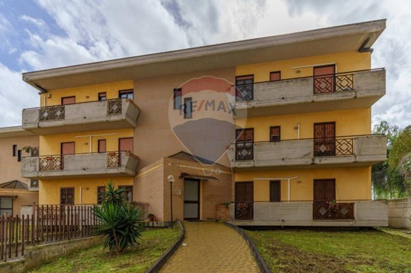 appartamento in vendita a Catania in zona Librino