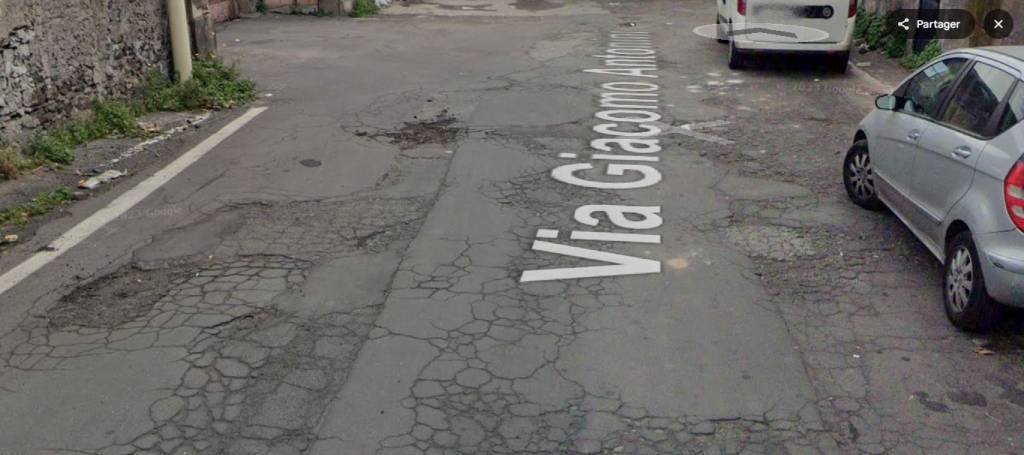 appartamento in vendita a Catania in zona Centro Storico