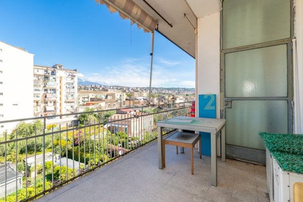 appartamento in vendita a Catania in zona Picanello