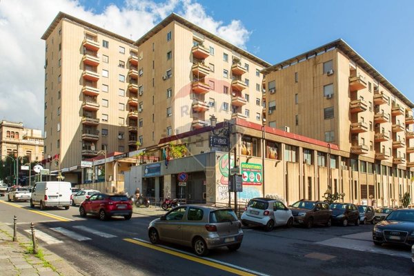 appartamento in vendita a Catania in zona Centro Storico