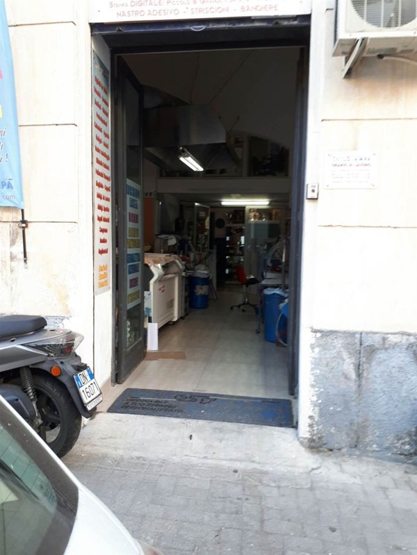 negozio in vendita a Catania