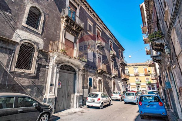 appartamento in vendita a Catania in zona Centro Storico