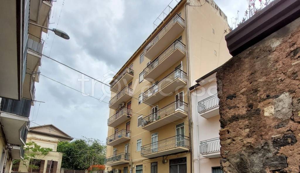 appartamento in vendita a Catania in zona Centro Storico