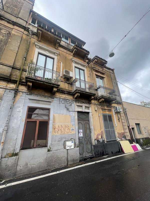 appartamento in vendita a Catania in zona Centro Storico