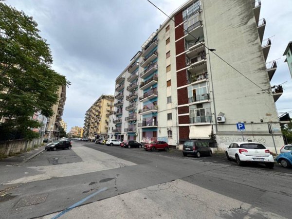 appartamento in vendita a Catania in zona Centro Storico