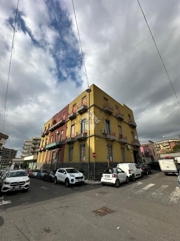 appartamento in vendita a Catania in zona Picanello
