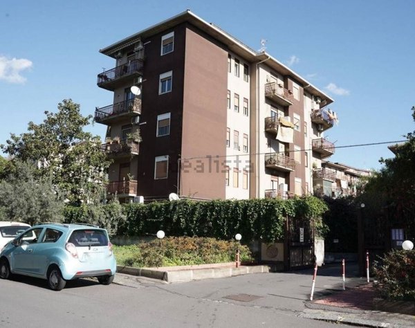 appartamento in vendita a Catania in zona Barriera del Bosco