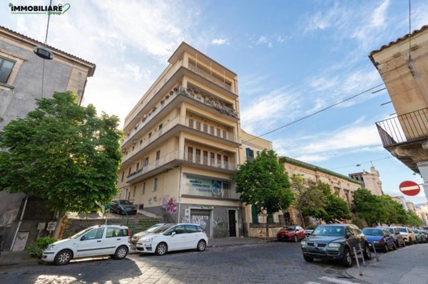 appartamento in vendita a Catania in zona Centro Storico