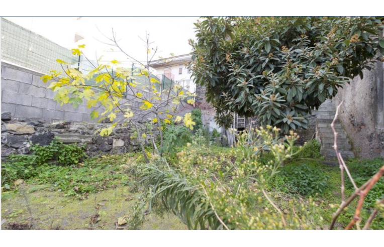 casa indipendente in vendita a Catania