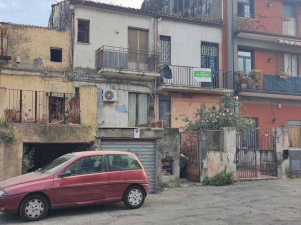 casa indipendente in vendita a Catania in zona Ognina