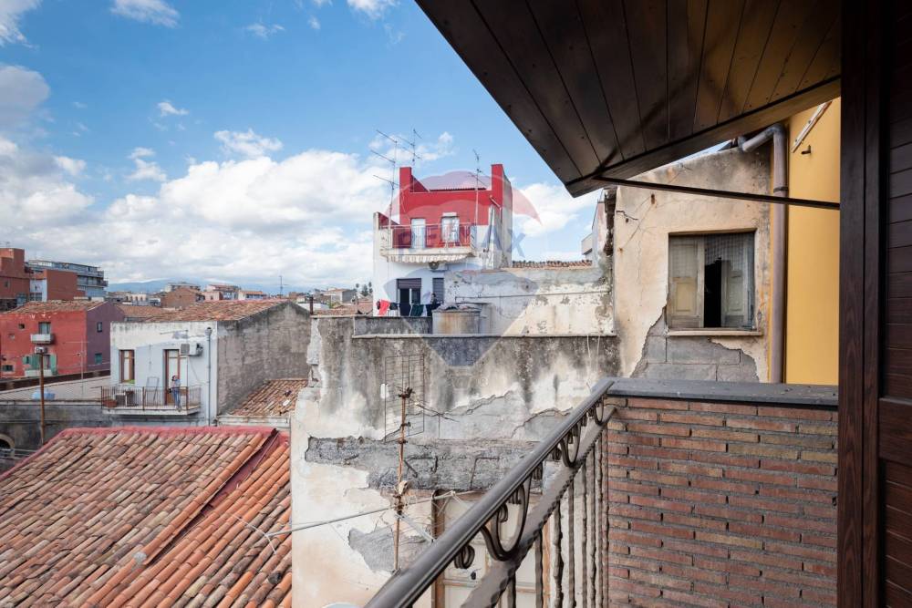casa indipendente in vendita a Catania in zona Centro Storico