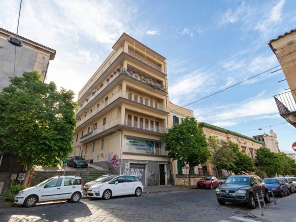 appartamento in vendita a Catania in zona Centro Storico