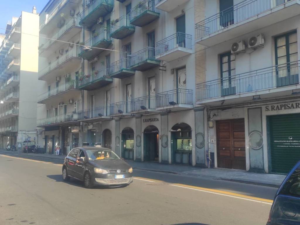 appartamento in vendita a Catania in zona Picanello