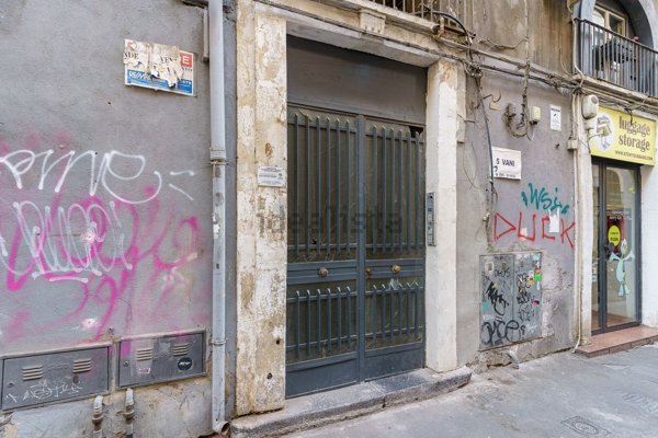 negozio in vendita a Catania in zona Centro Storico