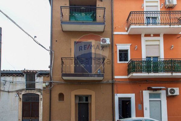 casa indipendente in vendita a Catania