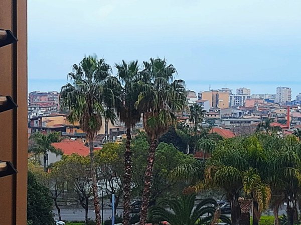 appartamento in vendita a Catania in zona Ognina