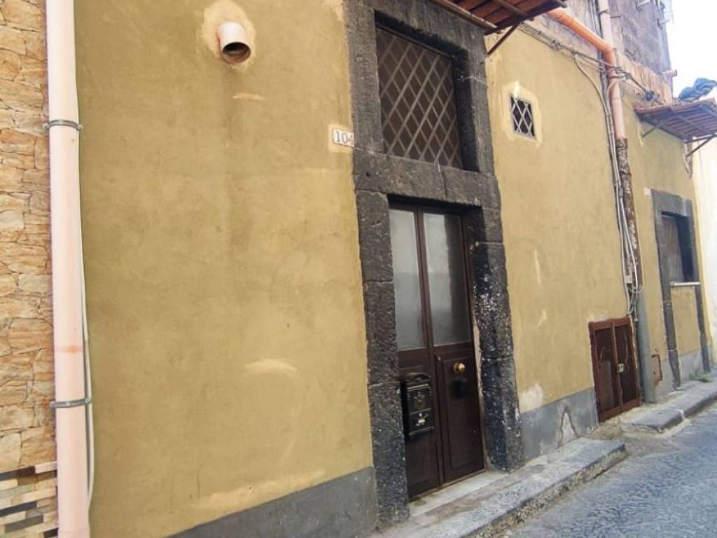 appartamento in vendita a Catania in zona Centro Storico
