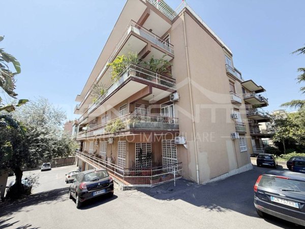 appartamento in vendita a Catania in zona Picanello