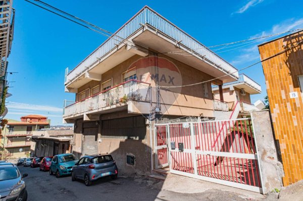 casa indipendente in vendita a Catania in zona San Leone
