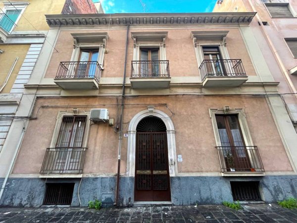 appartamento in vendita a Catania in zona Centro Storico