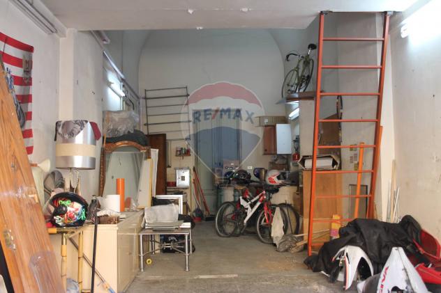 locale di sgombero in vendita a Catania in zona Cibali