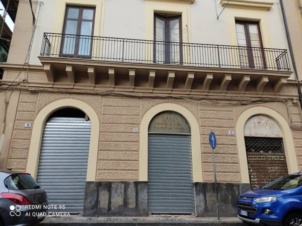 negozio in vendita a Catania