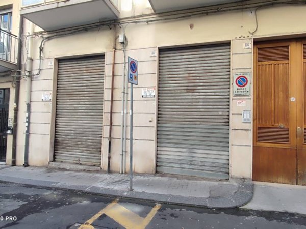 negozio in vendita a Catania in zona Picanello