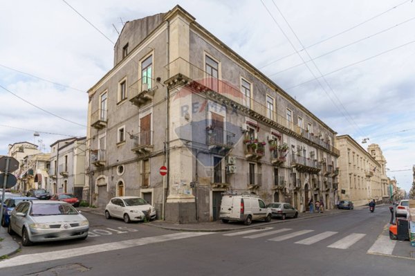appartamento in vendita a Catania in zona Centro Storico