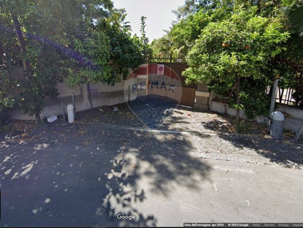 casa indipendente in vendita a Catania in zona Canalicchio