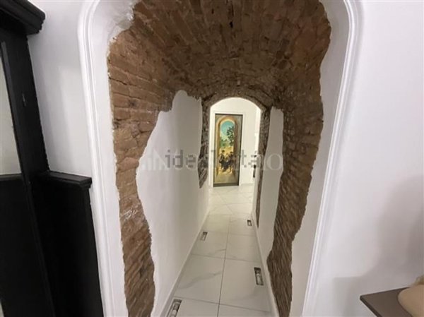 negozio in vendita a Catania in zona Centro Storico