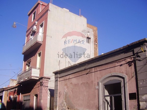 casa semindipendente in vendita a Catania in zona Centro Storico