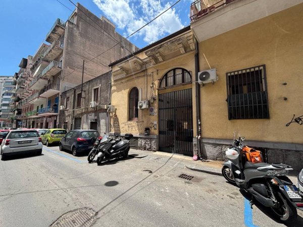 appartamento in vendita a Catania in zona Picanello