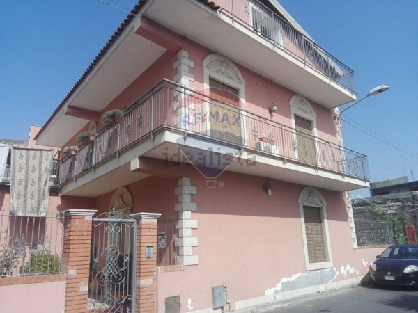 casa indipendente in vendita a Catania in zona San Giorgio