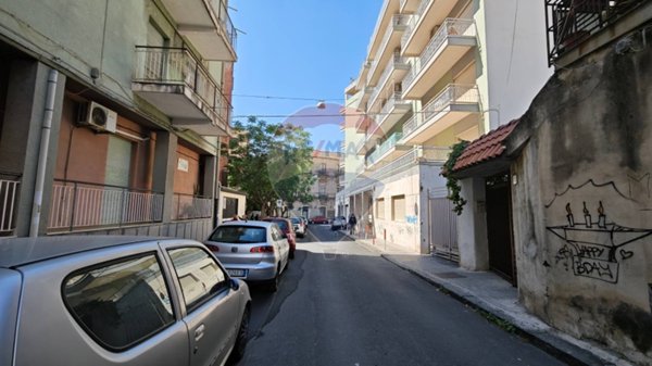 appartamento in vendita a Catania in zona Centro Storico