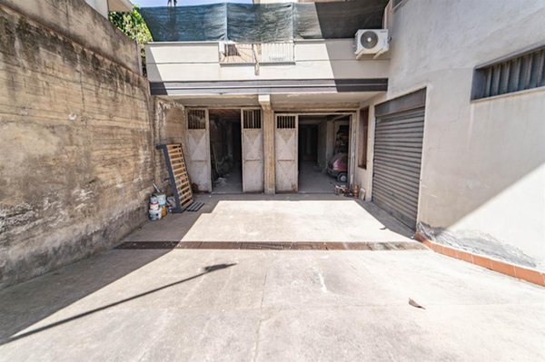 locale di sgombero in vendita a Catania in zona Picanello